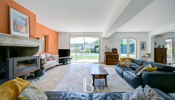 Villa / Maison 6 pièces  à vendre Aix-en-Provence 13100