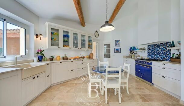 Villa / Maison 6 pièces  à vendre Aix-en-Provence 13100