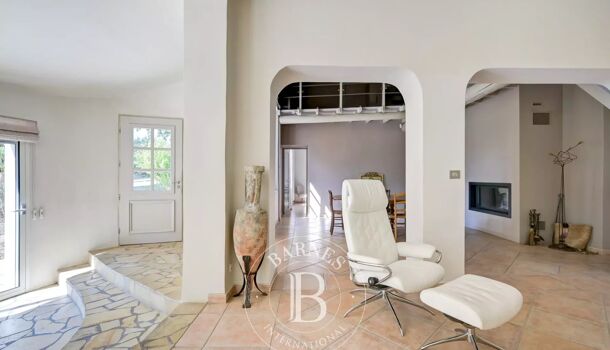 Villa / Maison 5 pièces  à vendre Aix-en-Provence 13100