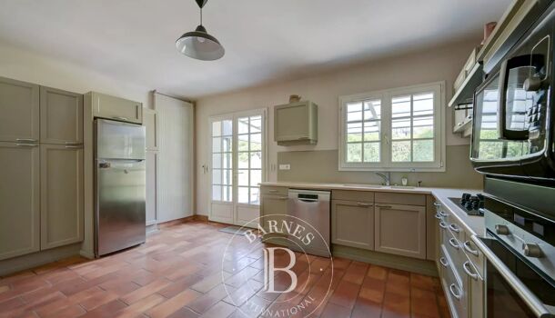 Villa / Maison 5 pièces  à vendre Aix-en-Provence 13100