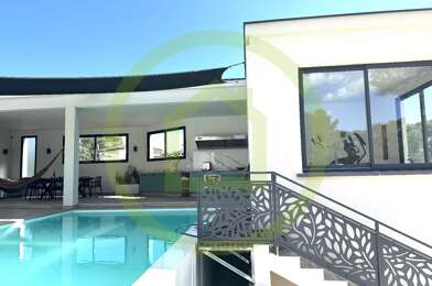 Maison 6 pièces 975400 €