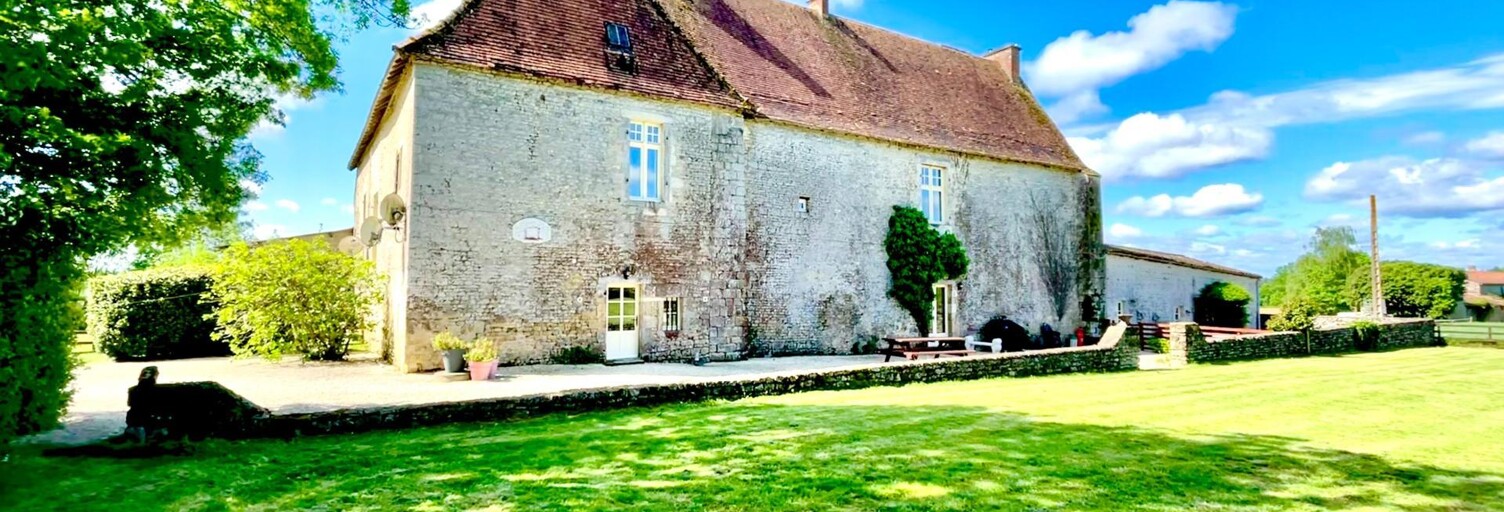 Maison 15 Pièces 495 m² à vendre à Saint-Hilaire-des-Loges (85240)