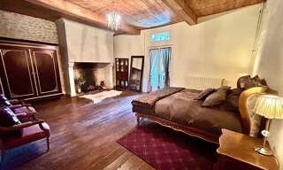 Maison 15 Pièces 495 m² à vendre à Saint-Hilaire-des-Loges (85240)