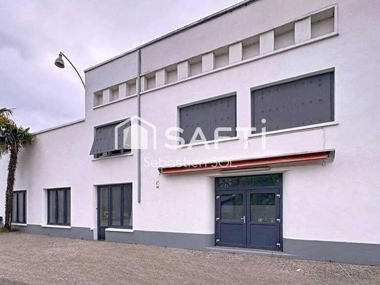 Immeuble mixte  Local commercial, restaurant et logement 400 m2 — photo 1