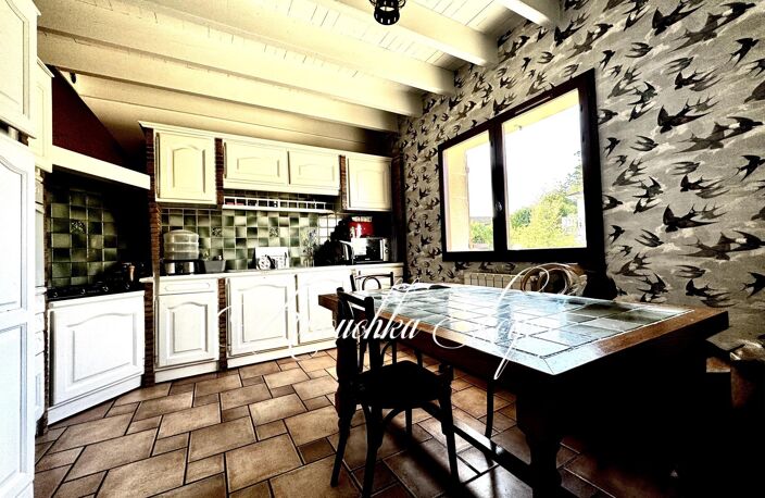 MAISON DE VILLE AVEC SOUS SOL ET STUDIO — photo 4