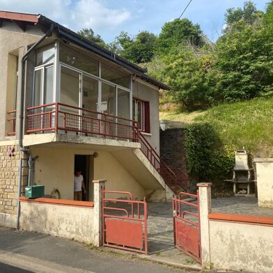 Maison 6 pièces 74000 €