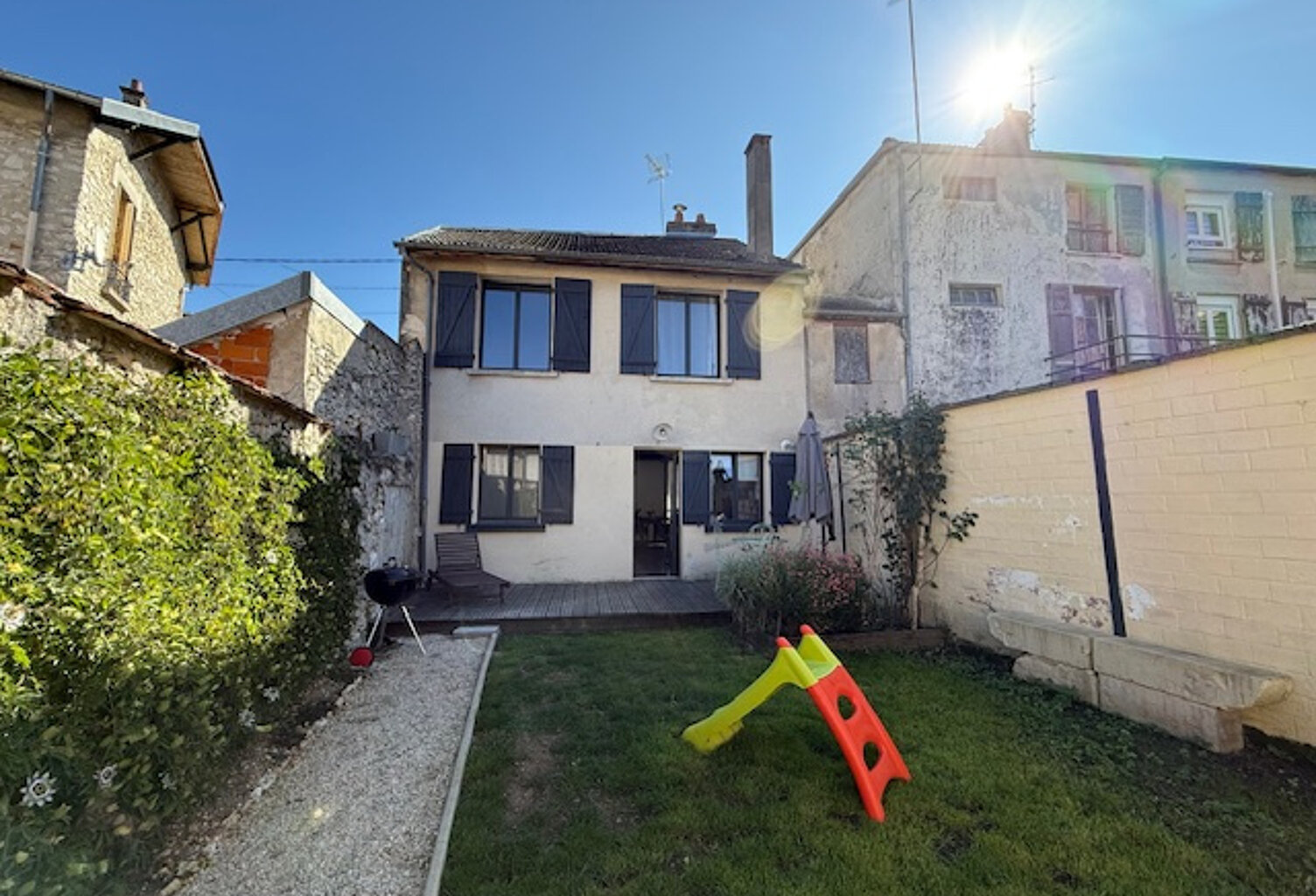 Maison meulière — photo 1