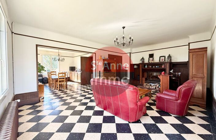 ROSIERES-EN-SANTERRE - 205m2 - MAISON INDIVIDUELLE - 5 CHAMB — photo 2