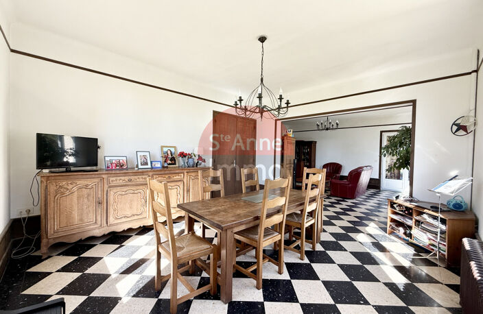 ROSIERES-EN-SANTERRE - 205m2 - MAISON INDIVIDUELLE - 5 CHAMB — photo 3