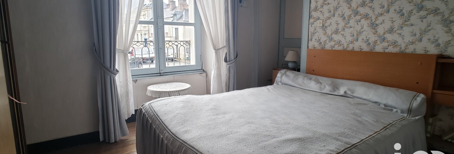 Maison 7 Pièces 205 m² à vendre à Saint-Calais (72120)