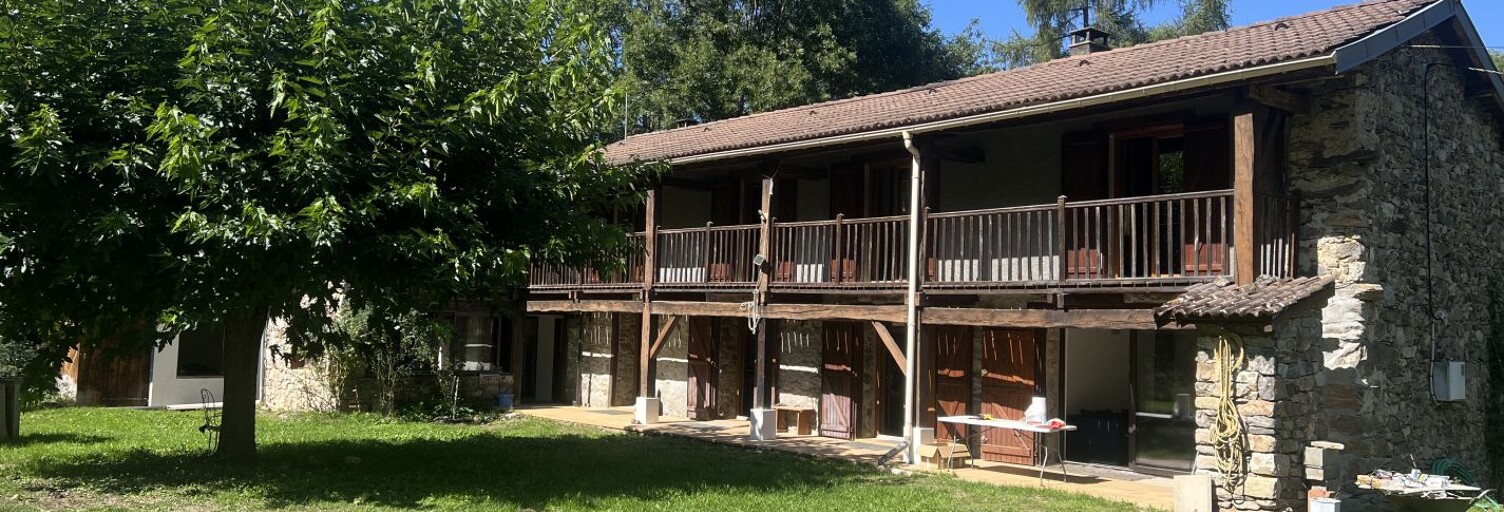Maison 7 Pièces 182 m² à vendre à Cazenave-Serres-et-Allens (09400)