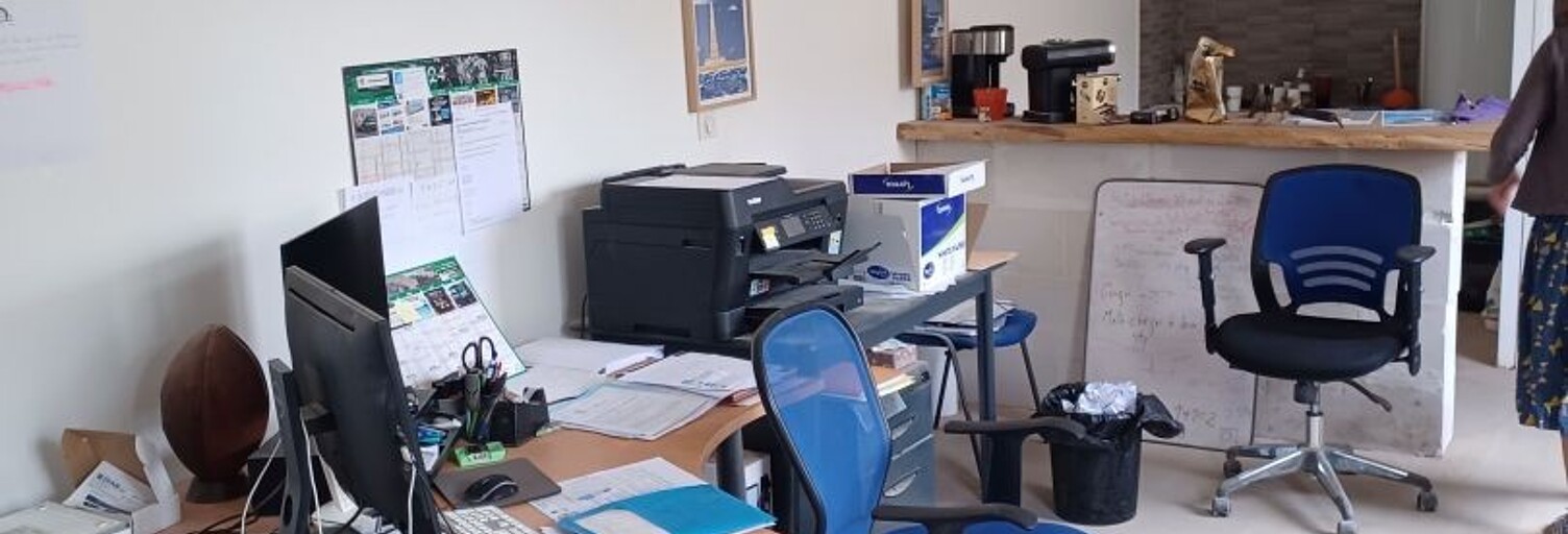 Commerce  300 m² à vendre à Puymoyen (16400)