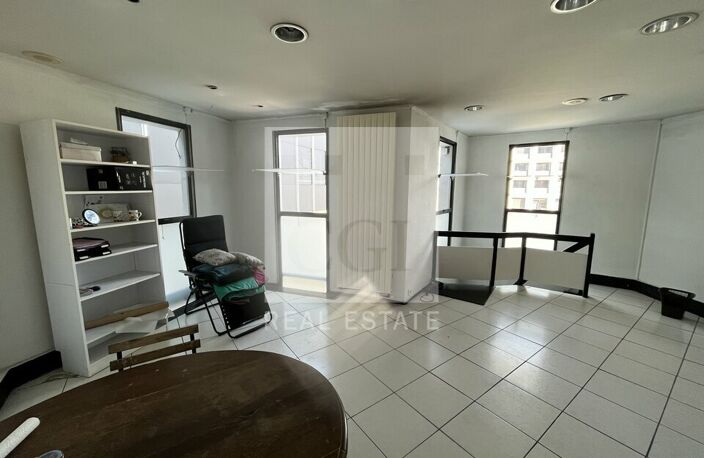 BUREAUX à LOUER — photo 3
