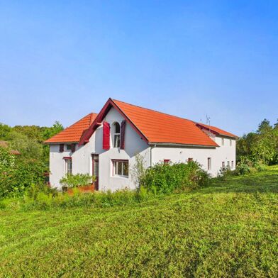 Maison 10 pièces 440000 €