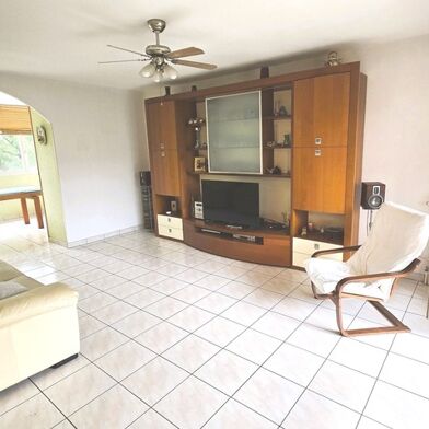 Appartement 4 pièces 135000 €