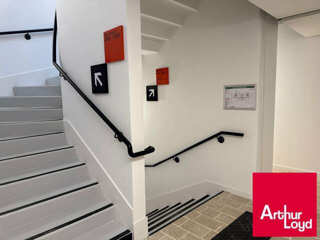 BUREAUX à VENDRE — photo du bien
