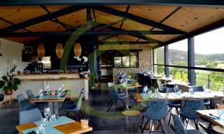 Commerce   m² à vendre à Vaison-la-Romaine (84110)