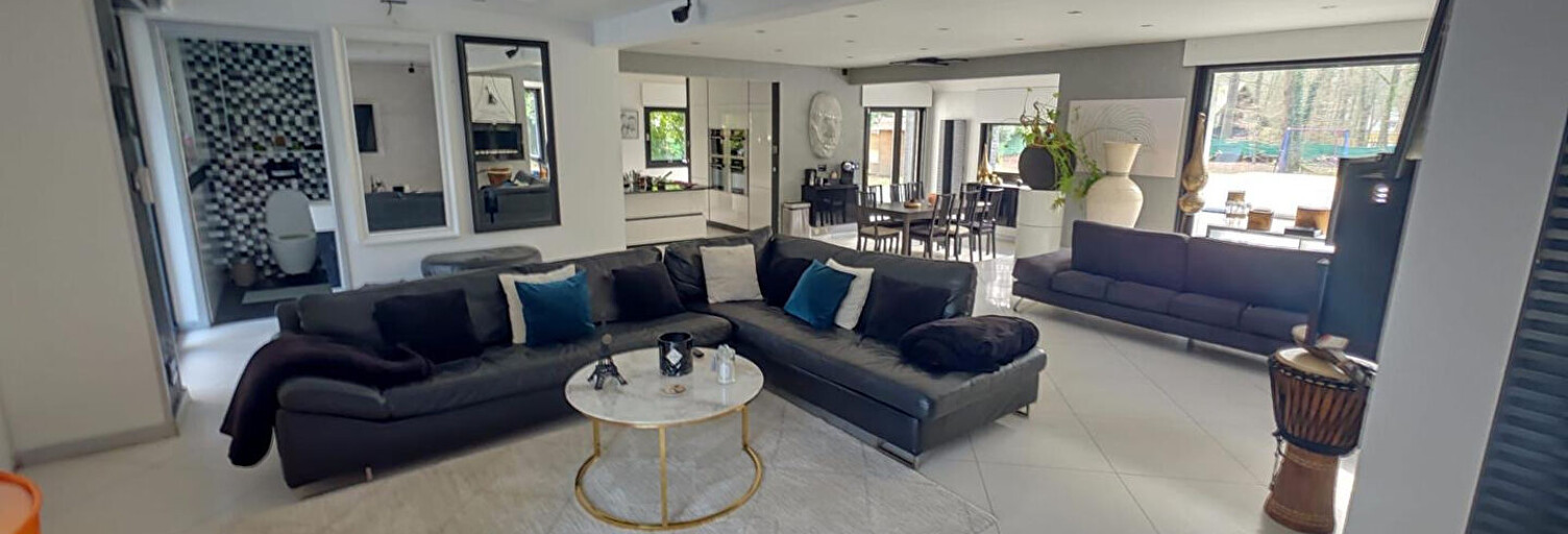 Maison 8 Pièces 191 m² à louer à Gouvieux (60270)