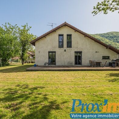 Maison 6 pièces 330000 €