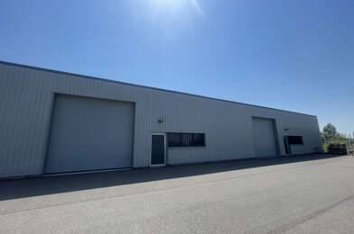 Local industriel  1400 €