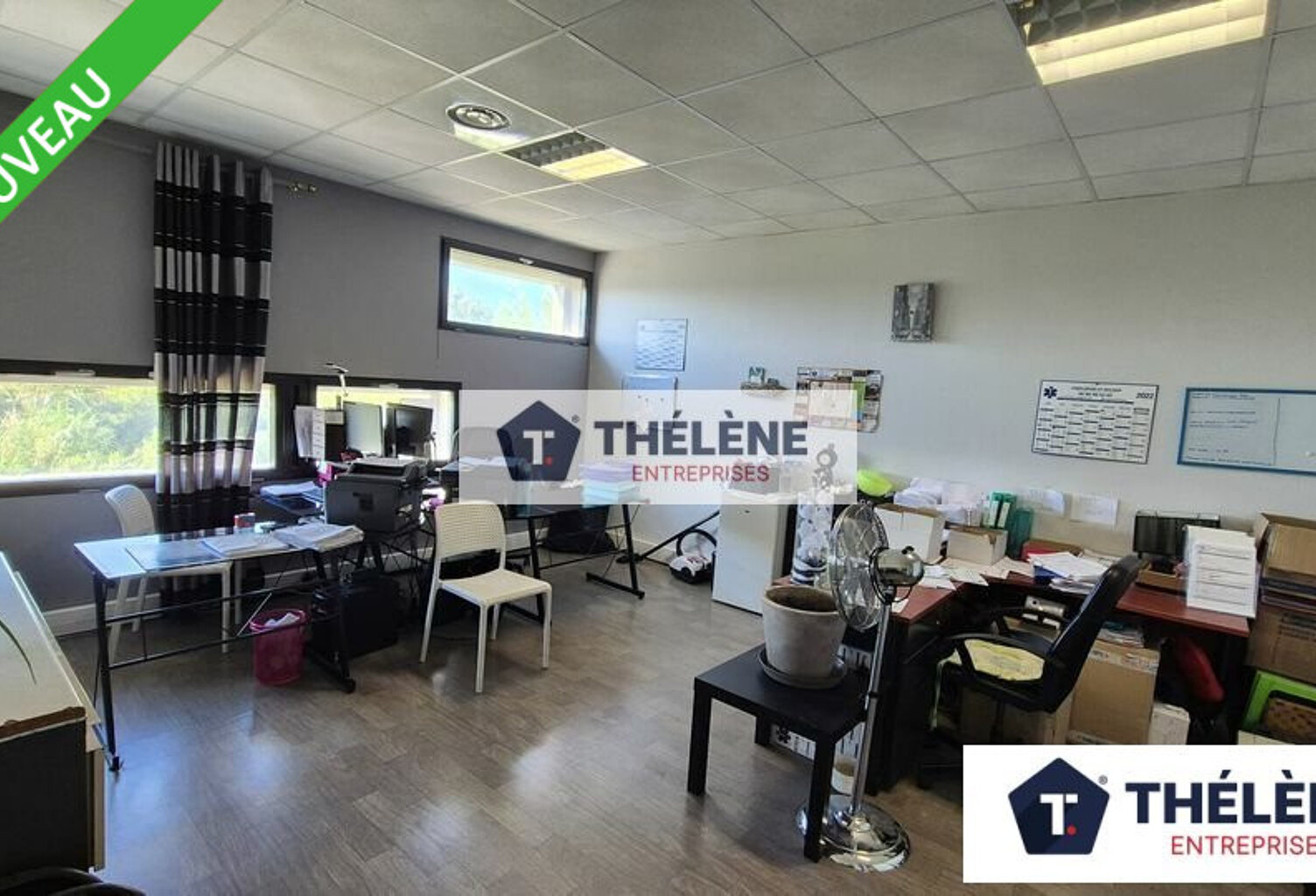 BUREAUX à LOUER — photo 1
