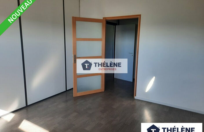 BUREAUX à LOUER — photo 3