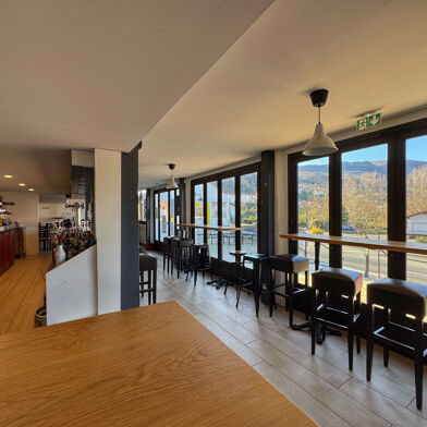 Commerce  129000 €