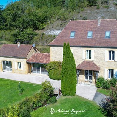 Maison 9 pièces 779000 €