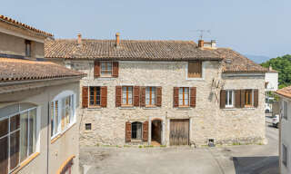 Maison 17 Pièces 800 m² à vendre à Carnoules (83660)