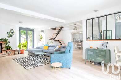 Maison 8 pièces 349000 €