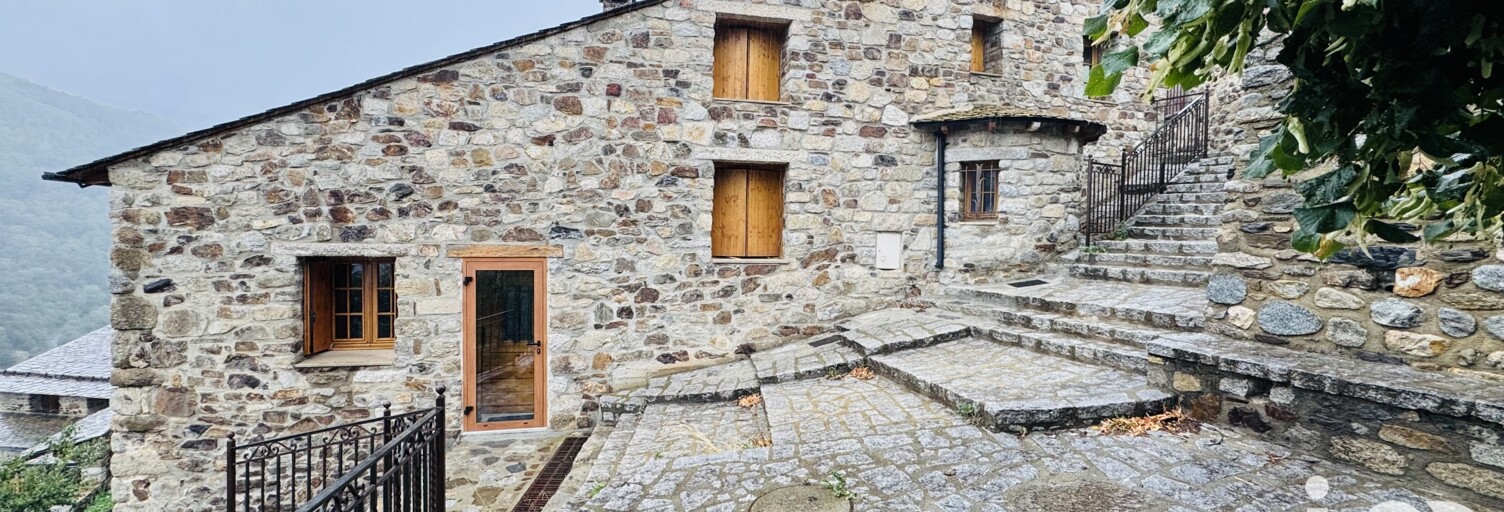 Maison 4 Pièces 303 m² à vendre à Ayguatébia-Talau (66360)