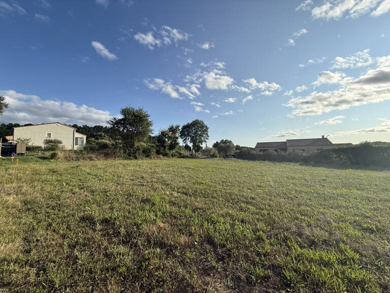 VENTE / TERRAIN A BATIR / 714 M2 — photo 1