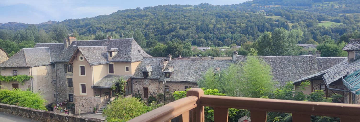 Maison 5 Pièces 107 m² à vendre à Saint-Côme-d'Olt (12500)