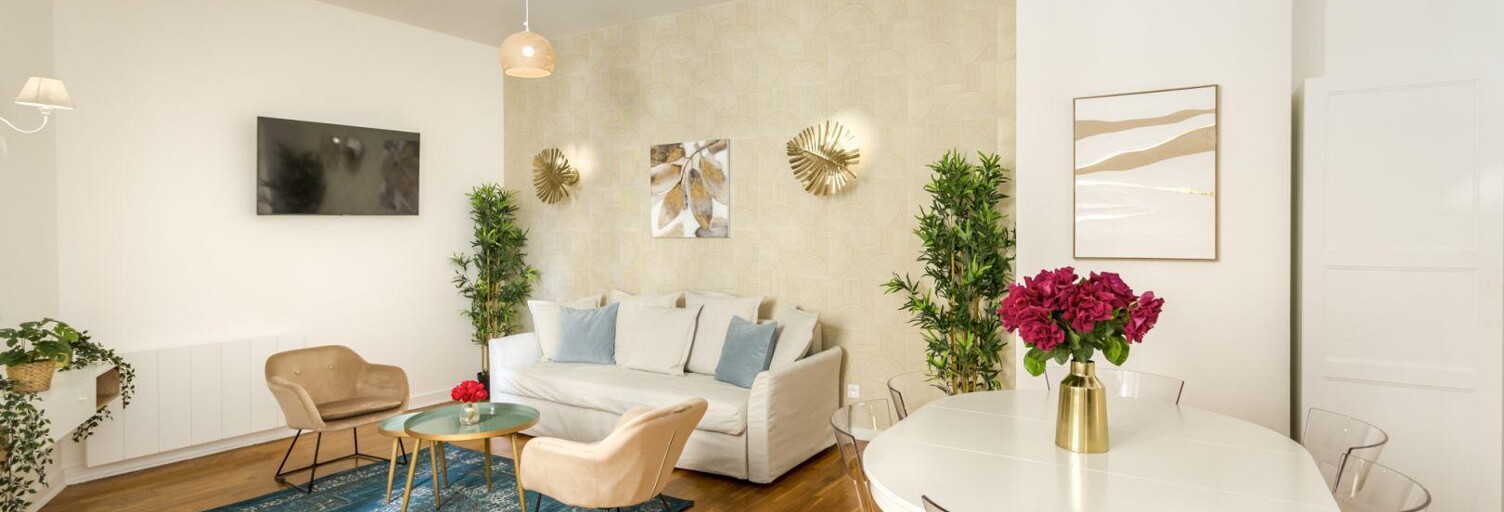 Commerce  99 m² à vendre à Paris 8 (75008)