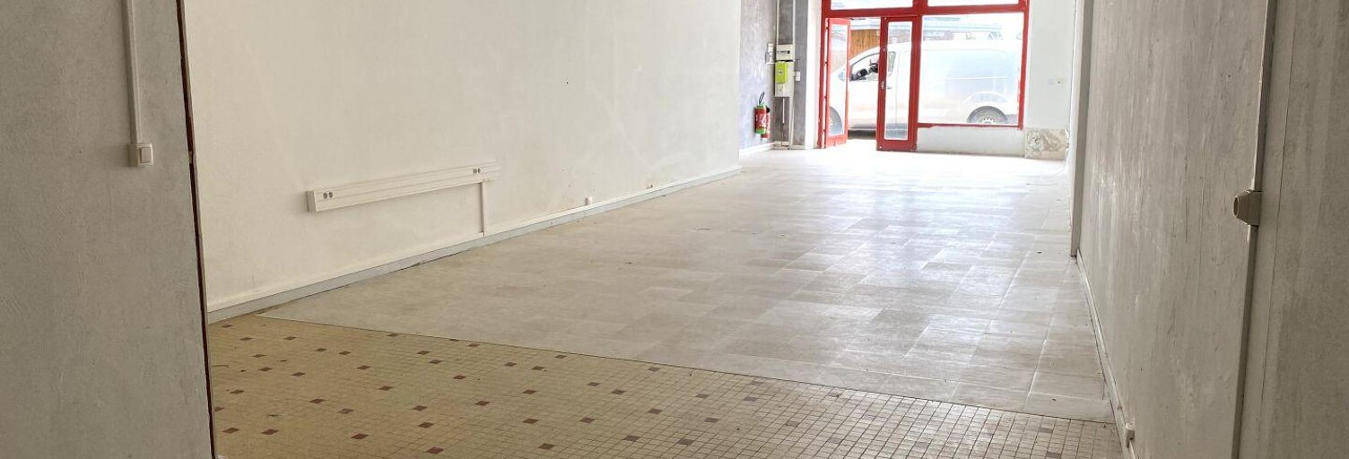 Commerce  172 m² à vendre à Lembeye (64350)