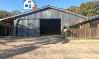 Commerce  700 m² à vendre à Mont-de-Marsan (40000)