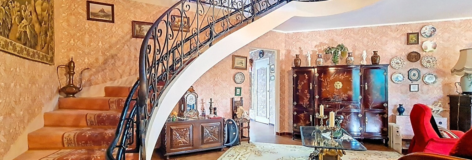 Maison 8 Pièces 225 m² à vendre à Suzay (27420)