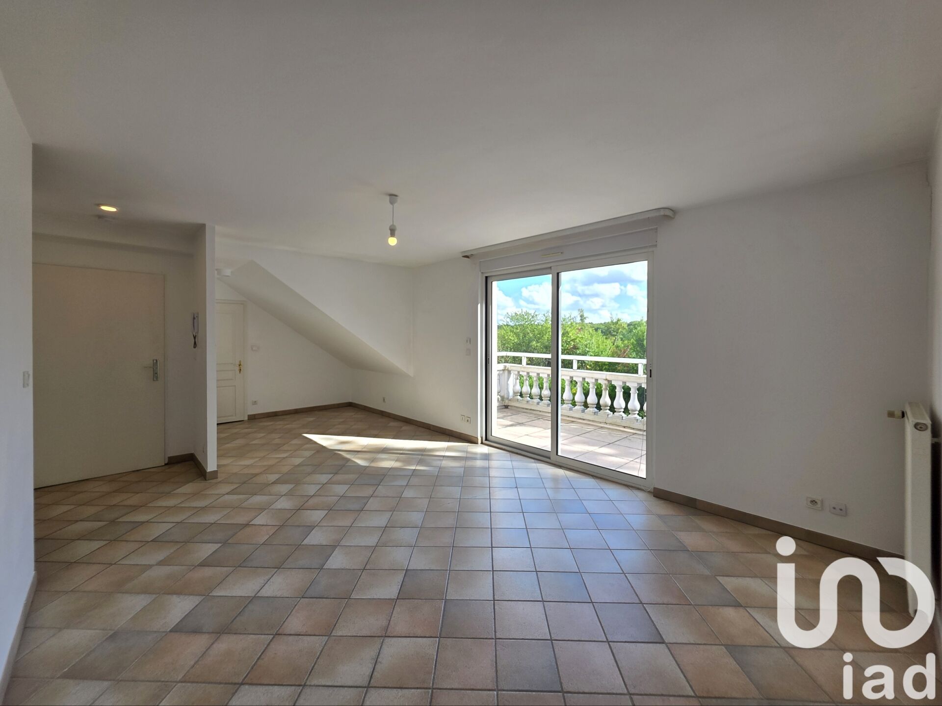 Vente Appartement 2 pièces - Photo 2