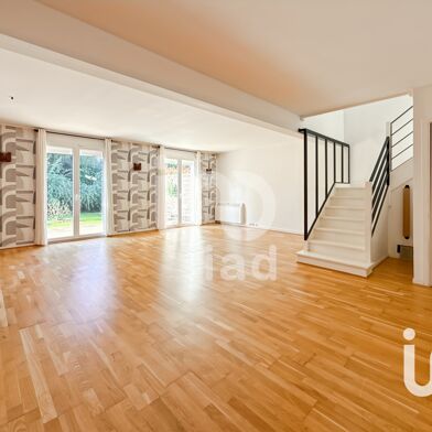 Maison 6 pièces 395000 €