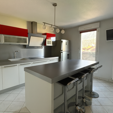 Appartement 4 pièces 220000 €