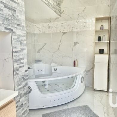 Maison 7 pièces 690000 €