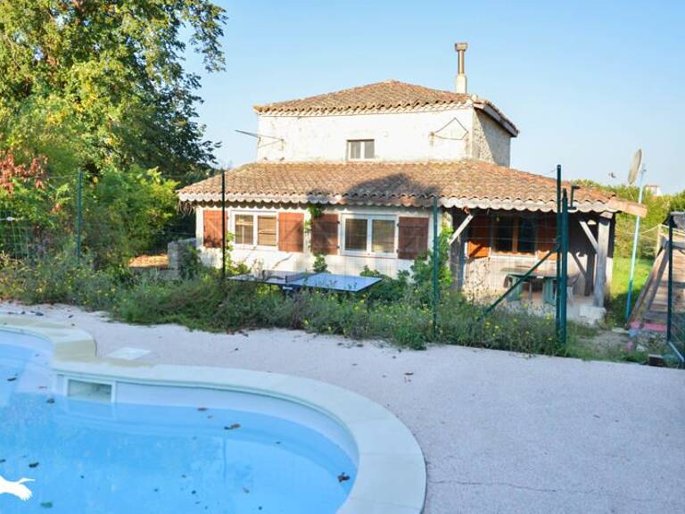 Maison en pierre de 5 pièces principales — photo 1