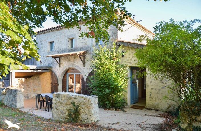 Maison en pierre de 5 pièces principales — photo 2