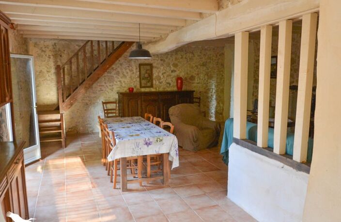 Maison en pierre de 5 pièces principales — photo 4