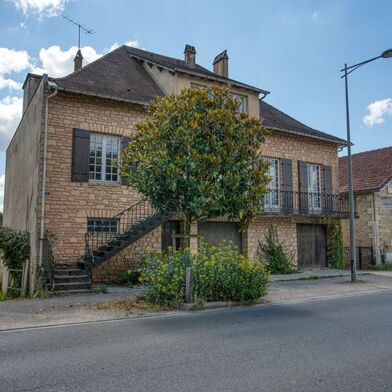 Maison 10 pièces 234300 €