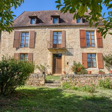 Maison 6 pièces 649000 €