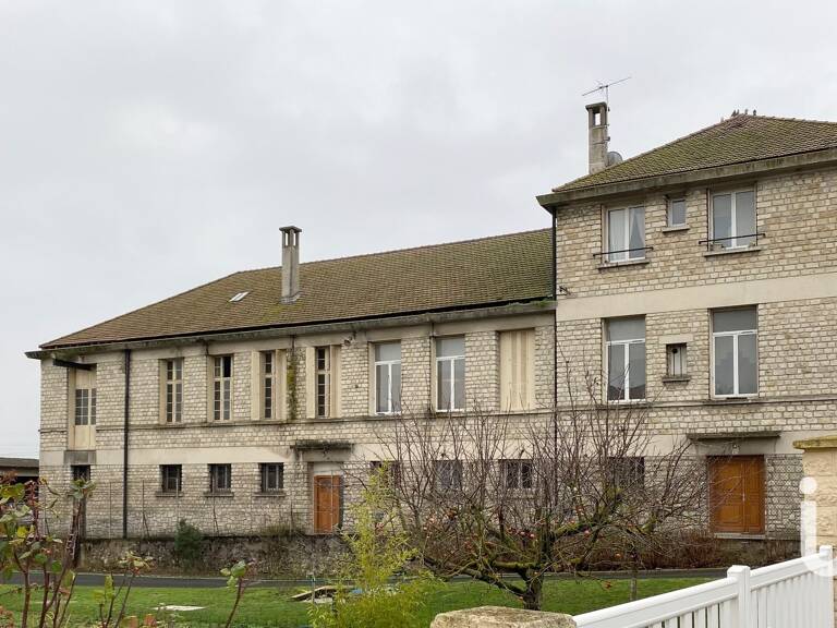 Vente Immeuble 1 000 m&sup2; — photo 1