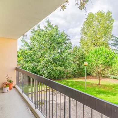 Appartement 3 pièces 239856 €