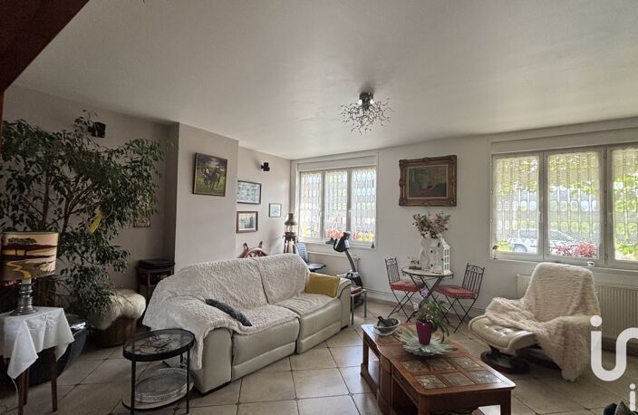 Vente Maison/villa 7 pièces — photo 2