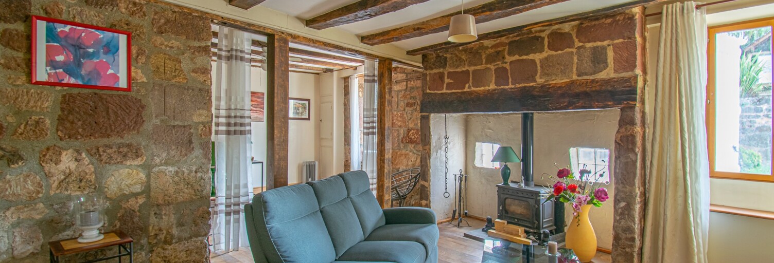 Maison 8 Pièces 172 m² à vendre à Villac (24120)